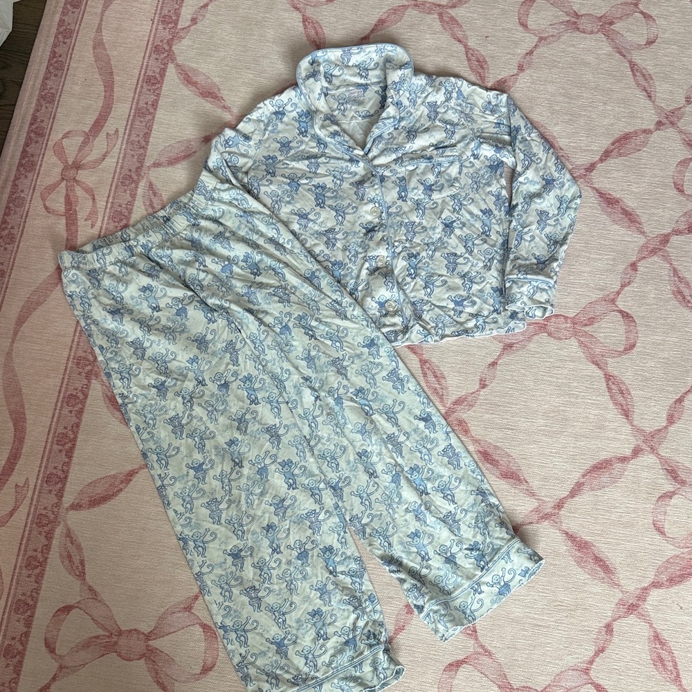 LOVE SHACK FANCY - roller rabbit Blue and White Kids Pajamas
